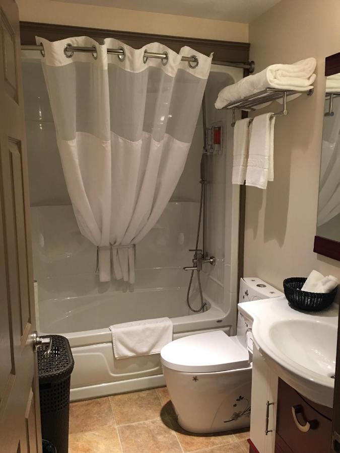 The Greensboro Inn New Minas エクステリア 写真